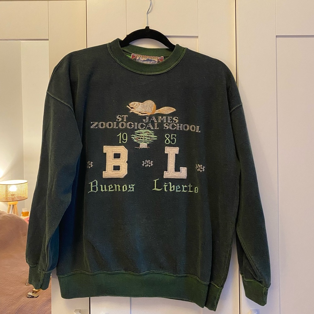 Vintage Zoological 🦫 School Crewneck